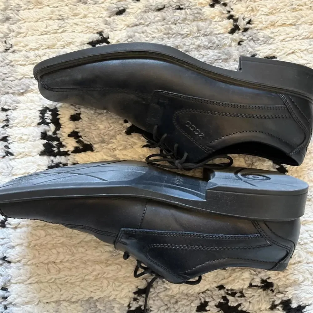 ECCO MENS BLACK DRESS SHOES LACE UP SIZE 11/11.5 US / 45 EU - GREAT CONDITION!!